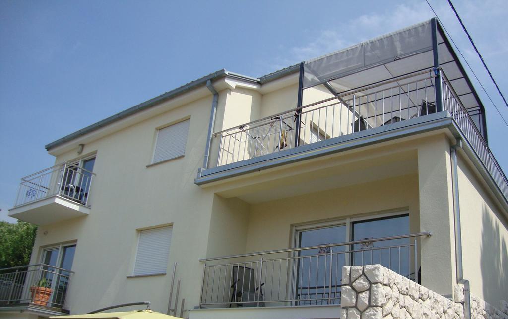 Apartments Ilona Novi Vinodolski Esterno foto